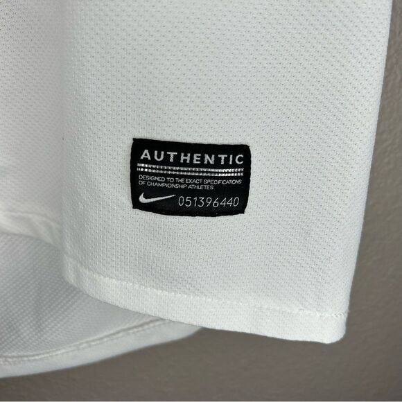 Nike dri fit white sheer mesh short sleeve top women’s size small - Picture 5 of 10